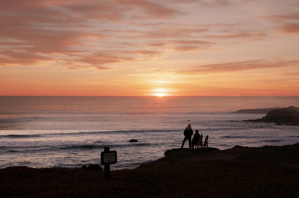 むくみを改善するためのヨガのポーズは？